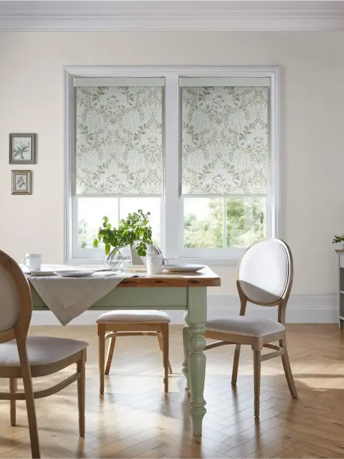 A Calm Botanical Look