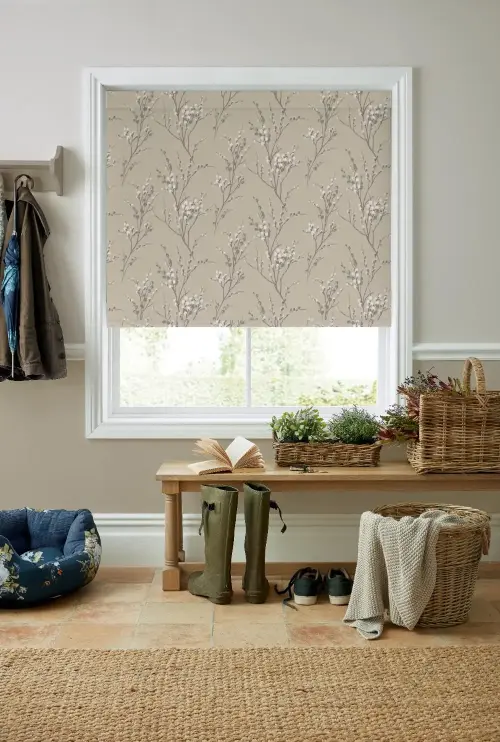 A Calm Botanical Look